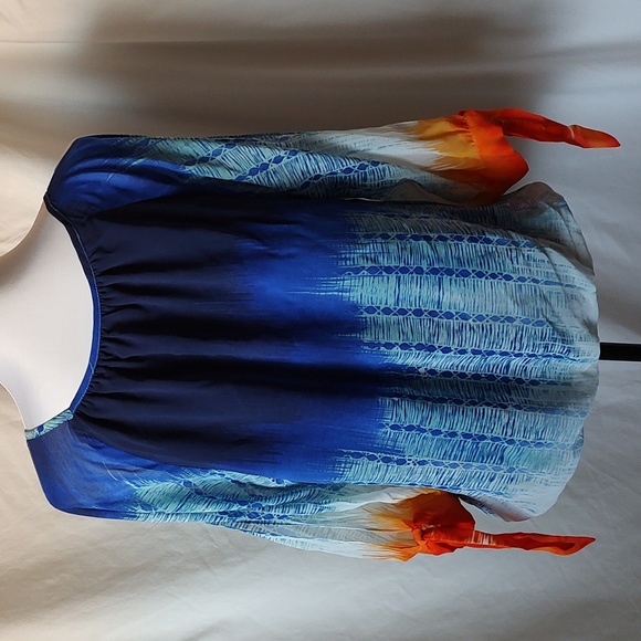 John Paul Richard women's blouse. - Picture 3 of 7